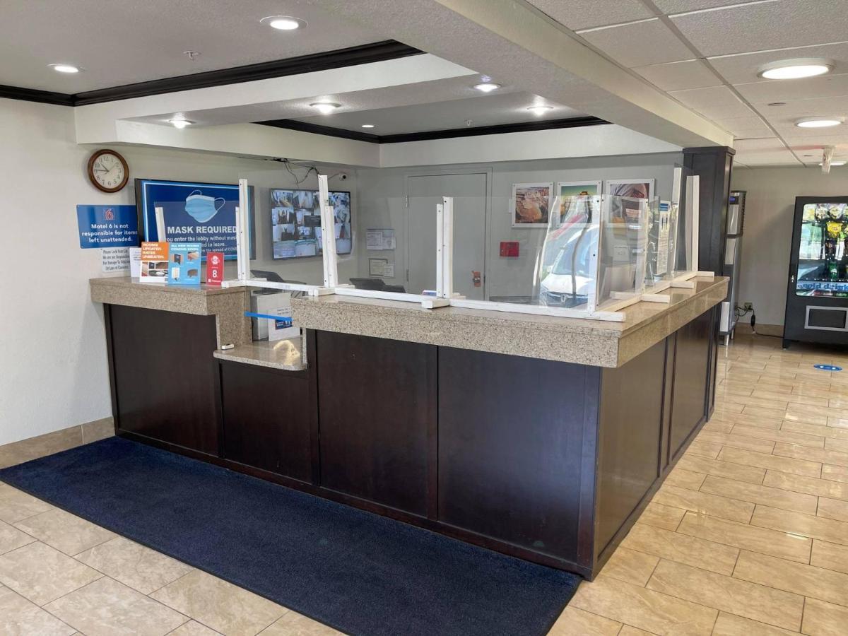Studio 6 Peoria Il Экстерьер фото